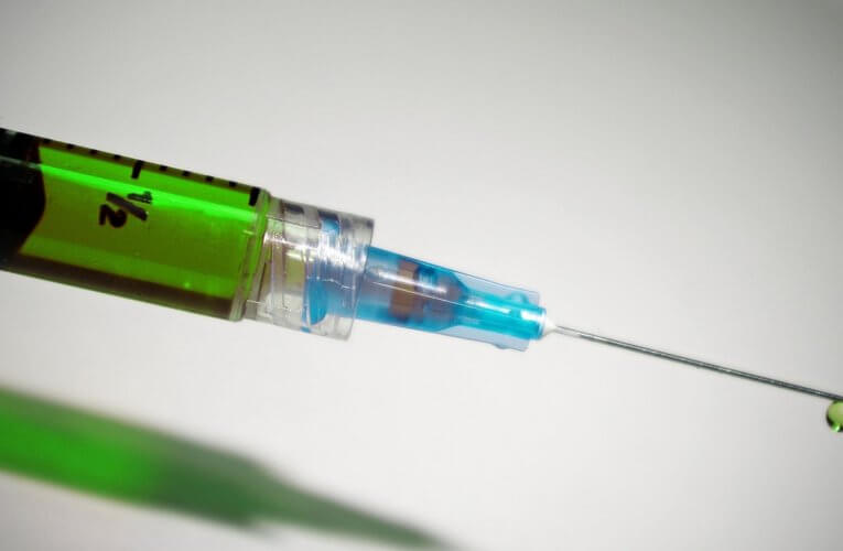 Vaccin PFIZER : Un niveau inquiétant d’effets indésirables selon le professeur CAUMES